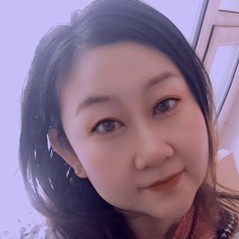 铁西滑翔老风味饭店老板娘