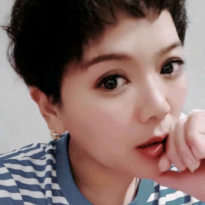 洧川大集殷家烧饼姐