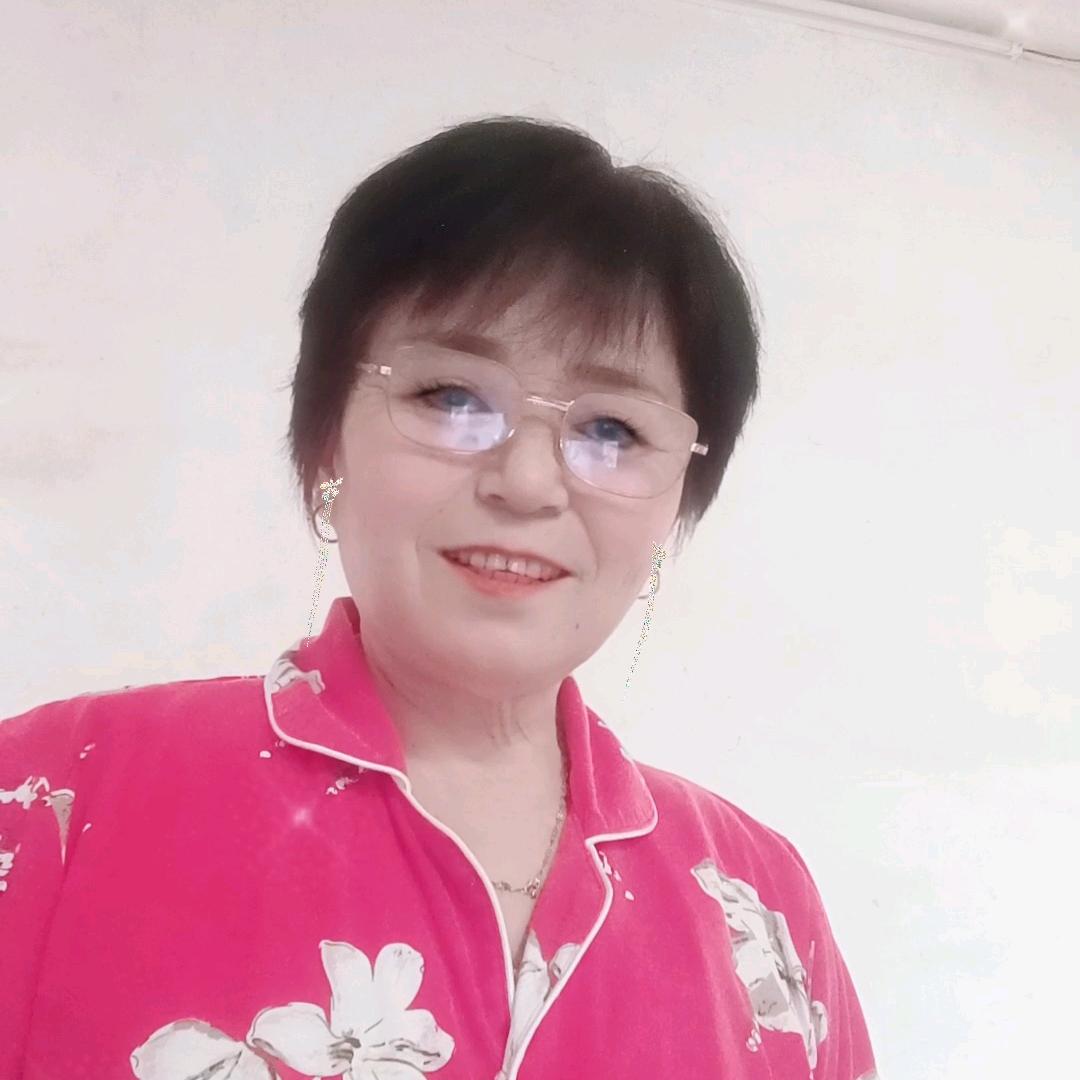 《伏香》