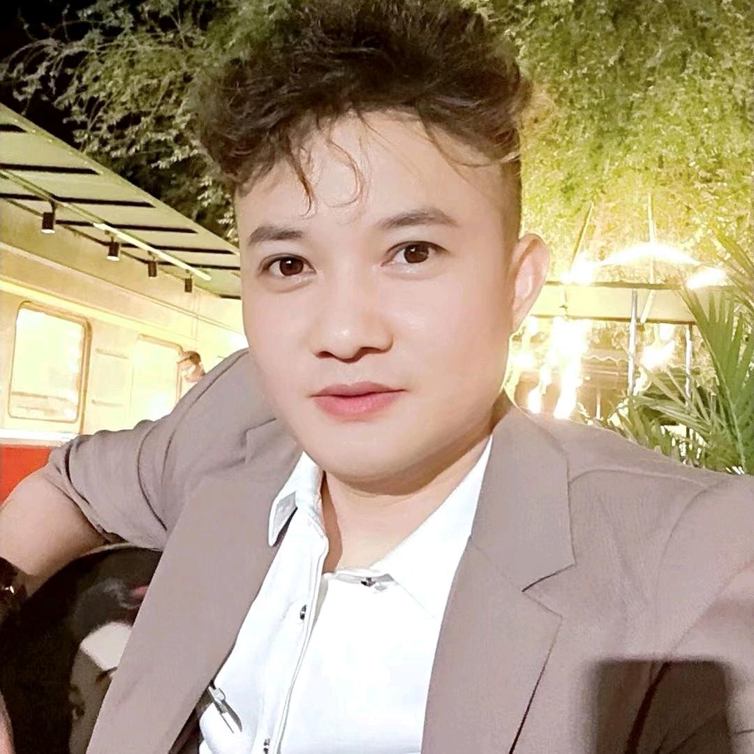 颍上艺剪接发～吴刚