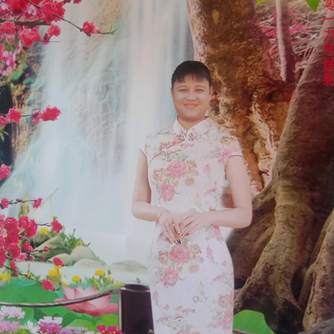 吴彩云
