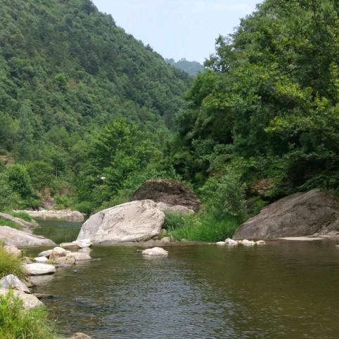 山青水秀