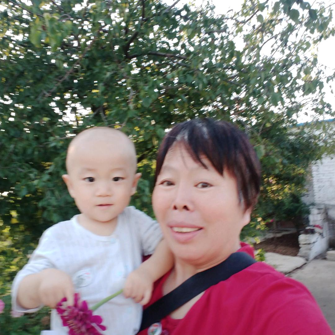 叶儿美家有存钱罐