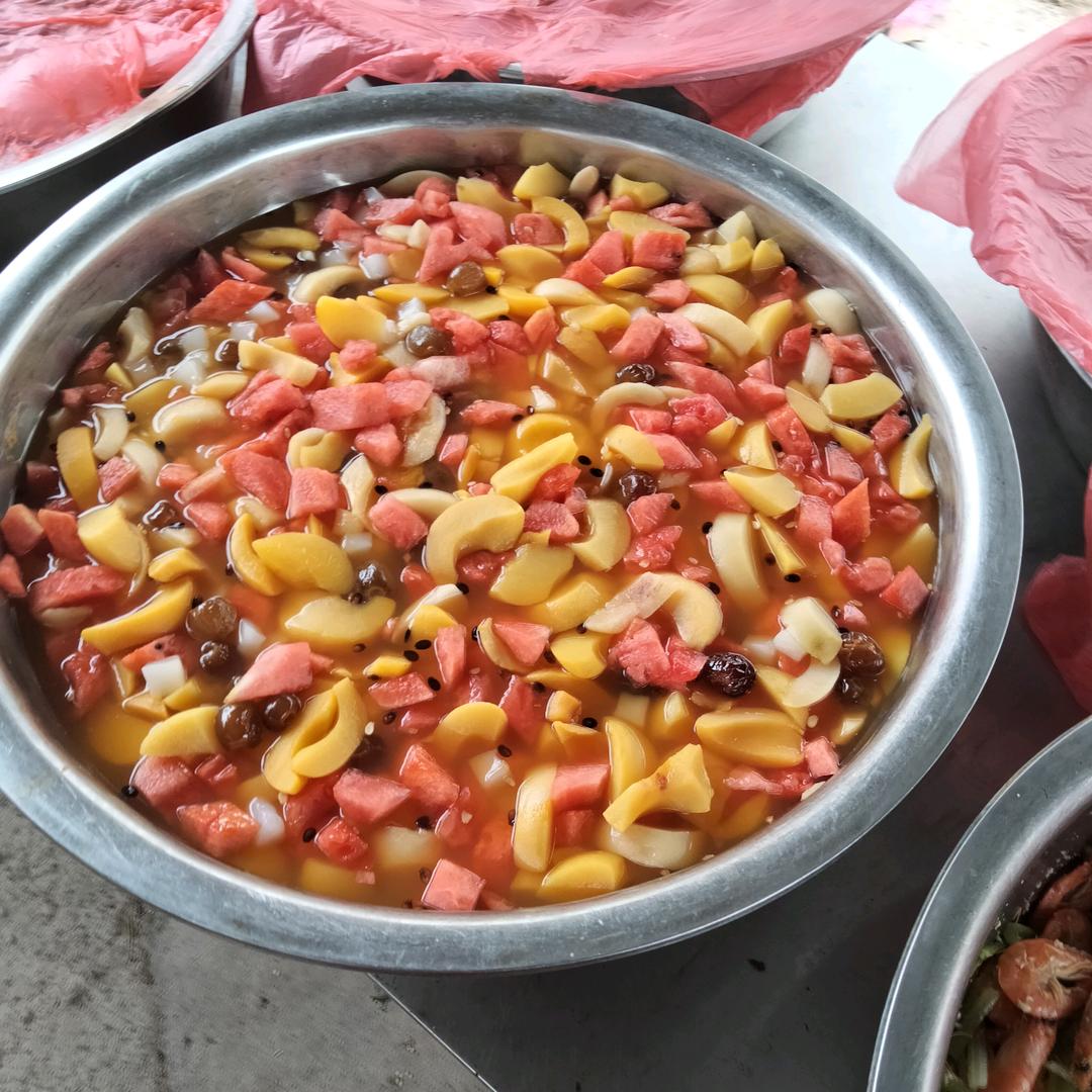 棺材铺烟花爆竹，有官又有财