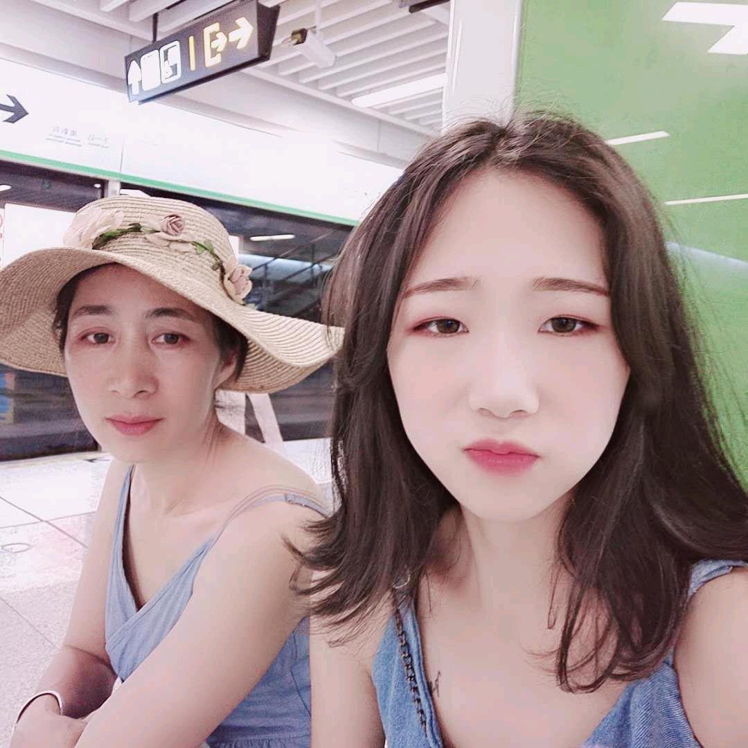 喜欢金莲子的小黎头像