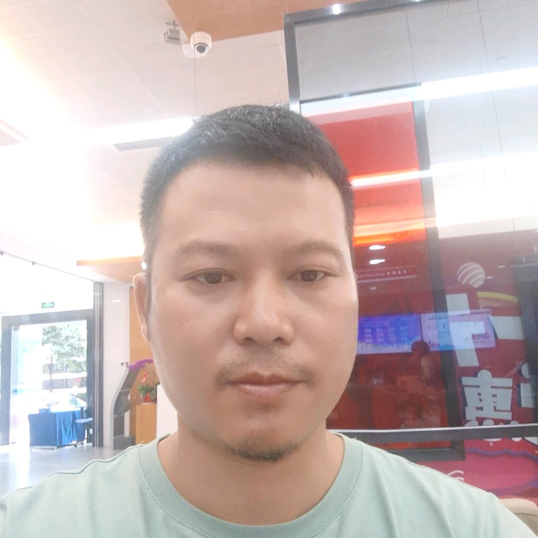 鸿渤装饰贸易，伍