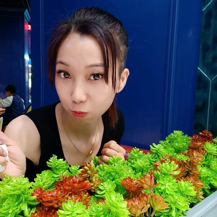 川媚儿