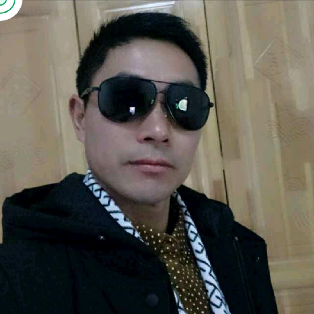 没有依靠，只剩骄傲