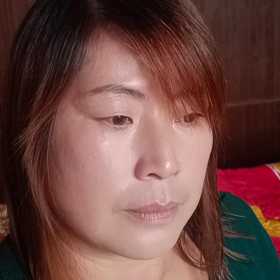 霞姐期盼未来。