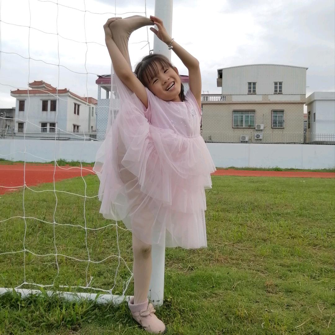 柯柯的姐姐叫晞晞