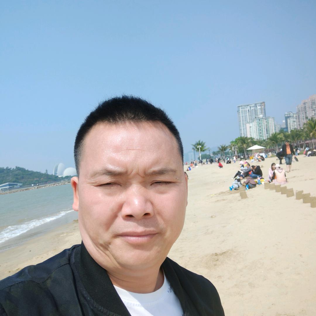 刘师傅，货车高栏4米6长，