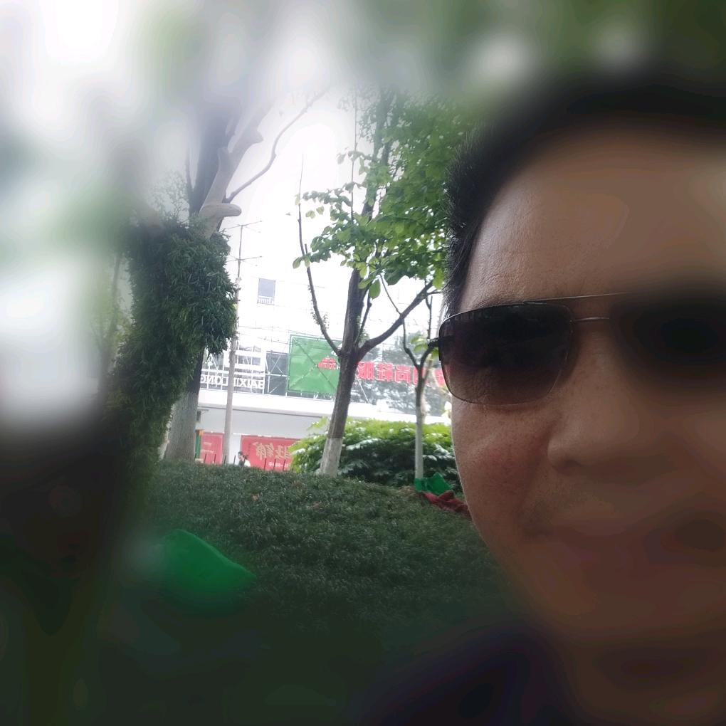 …董哥，