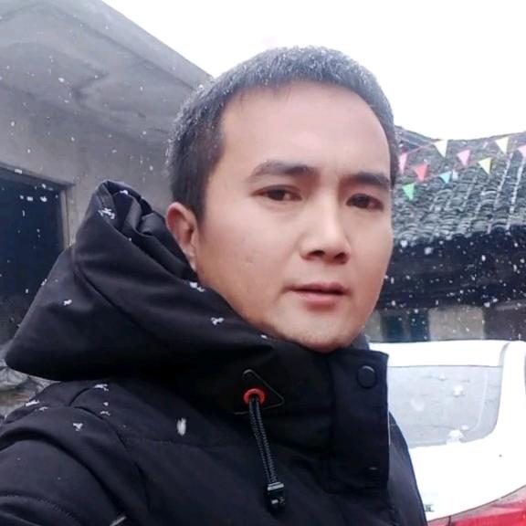 余👩‍❤️‍👩生陪你到老'(^_^)