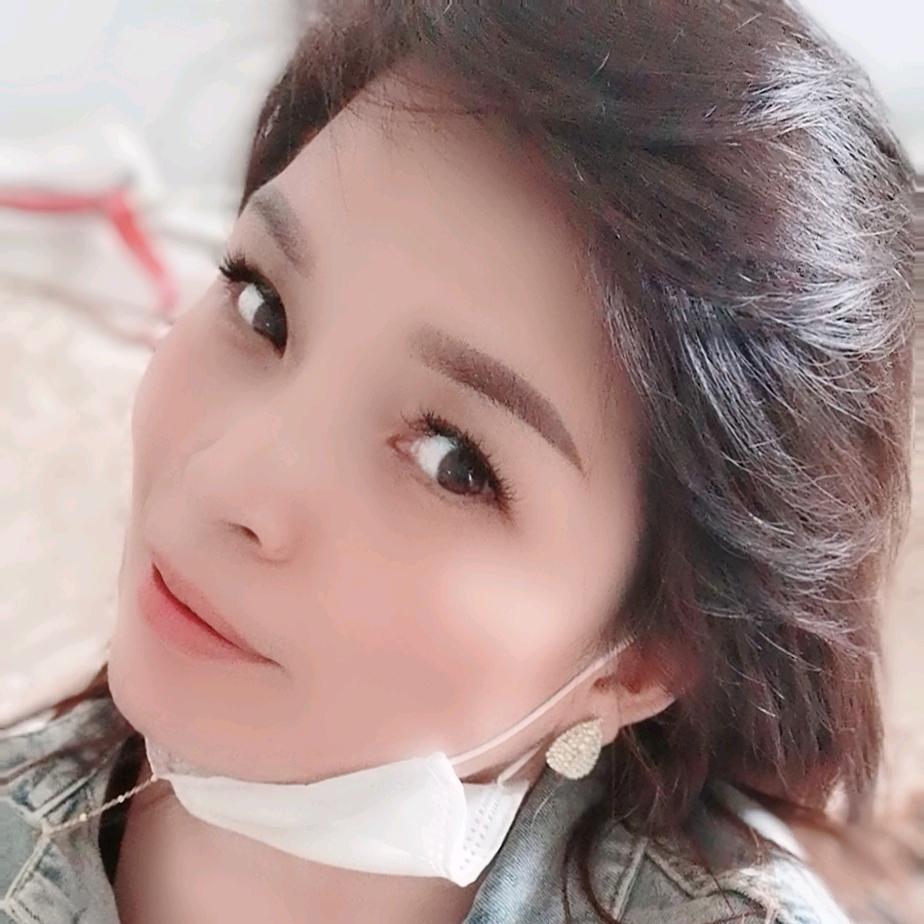 鑫鑫  。