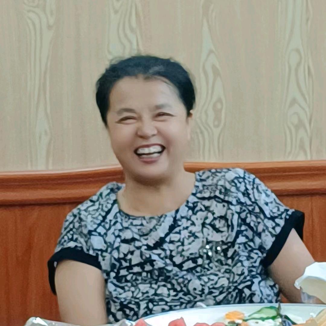 姥姥带娃。。。