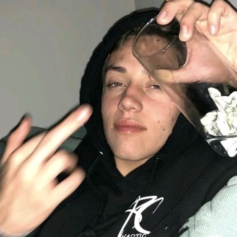 lzh