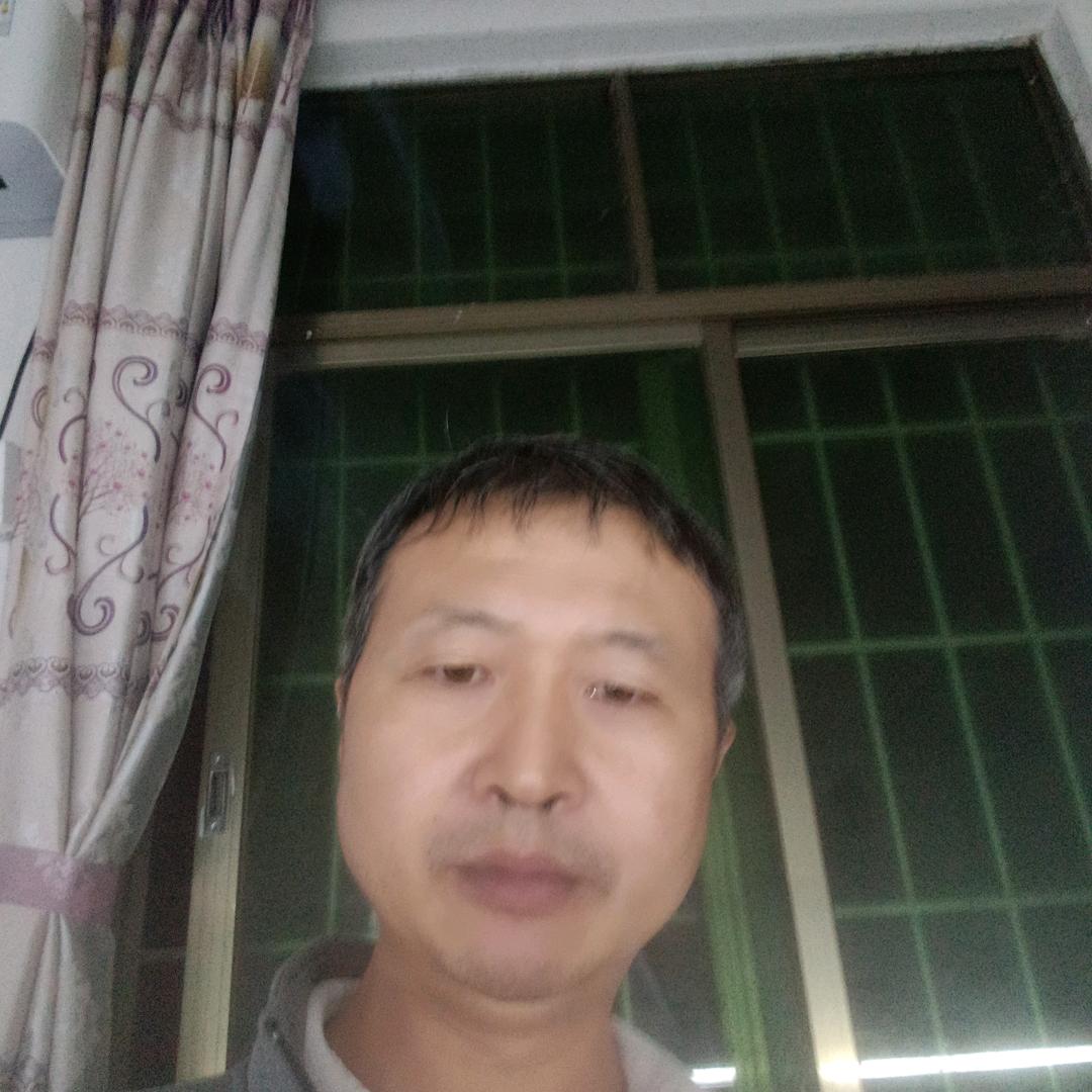 施三春