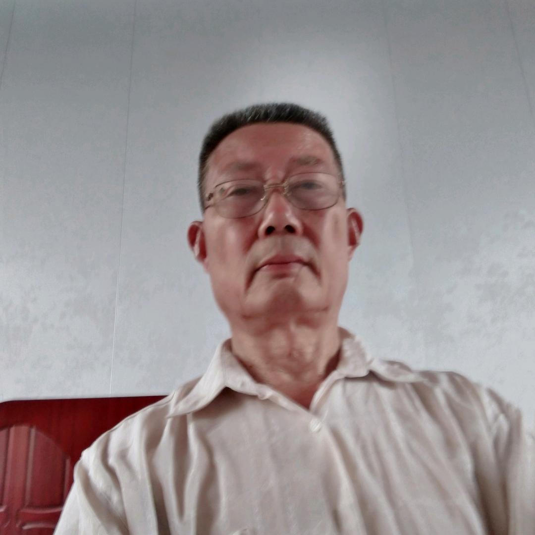 蒋龙庆