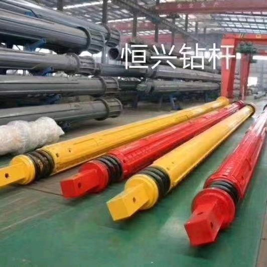 恒兴钻杆小哥刘波(基础建设)