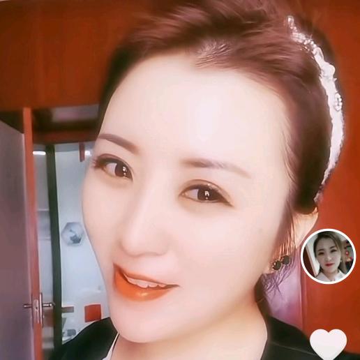 李薇