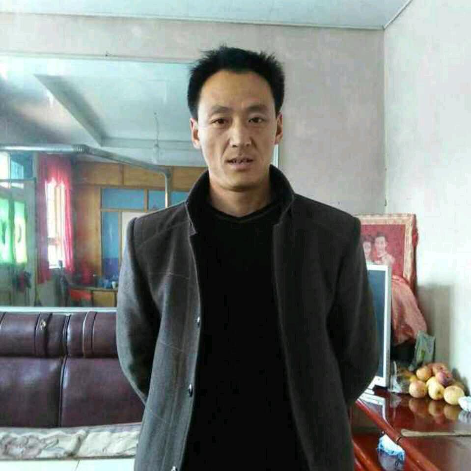 海中之峰专业贴瓷砖，美缝