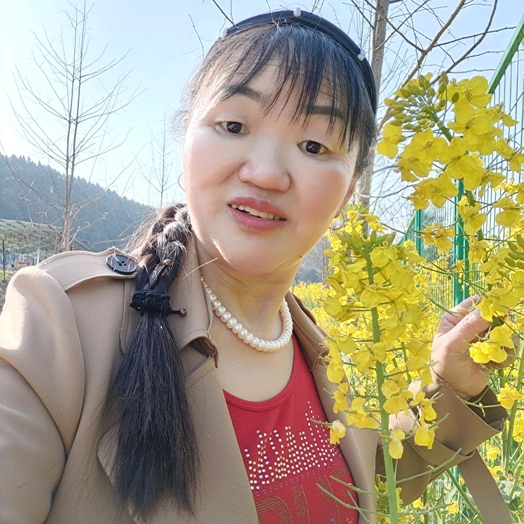 爱玩抖音的杨姐