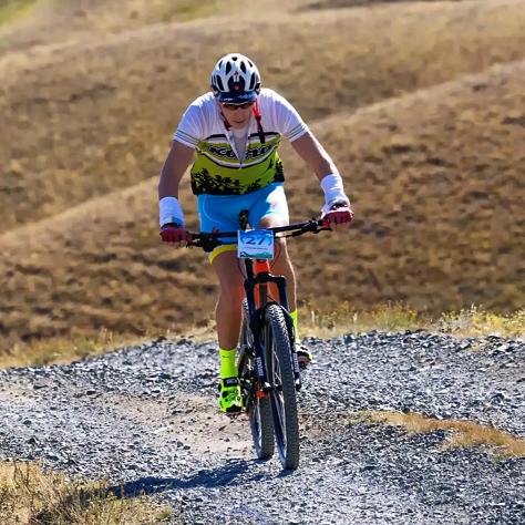 丰之衣服饰有限公司