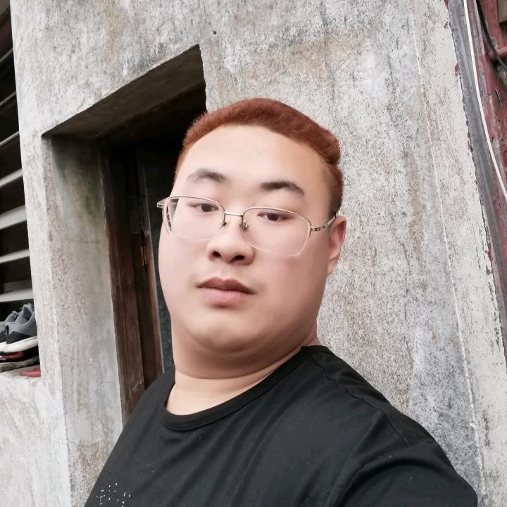 彼岸花开花开彼岸。