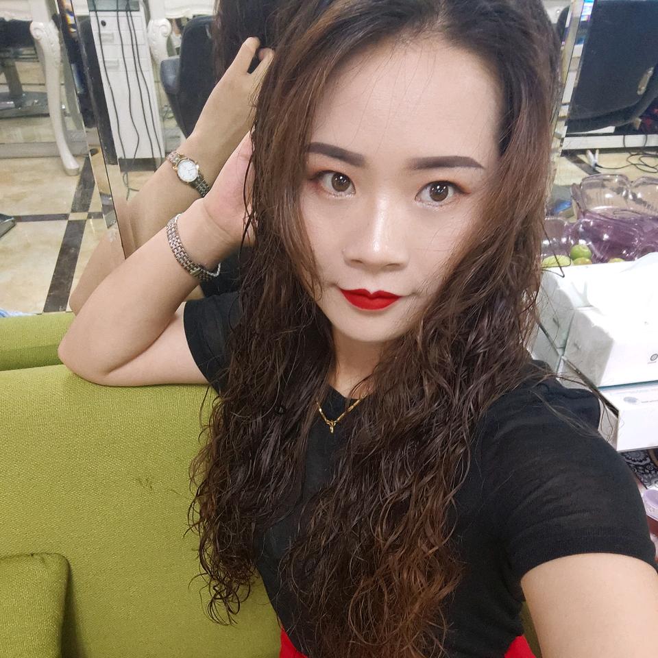 荞香餐馆，小蓉