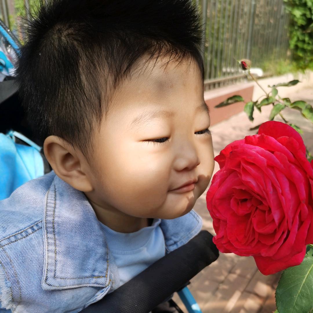 家有两件小棉袄～😘
