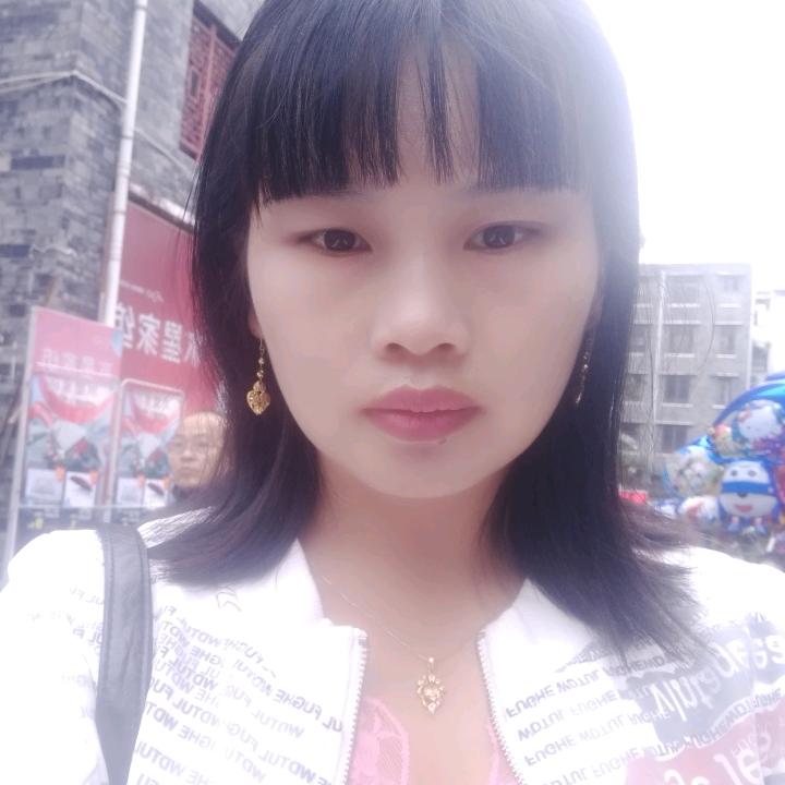 贵州  李妹儿