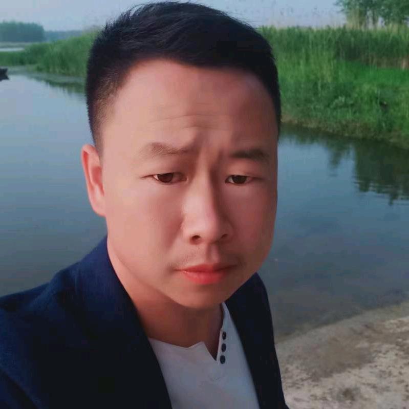 怀远.韩成龙