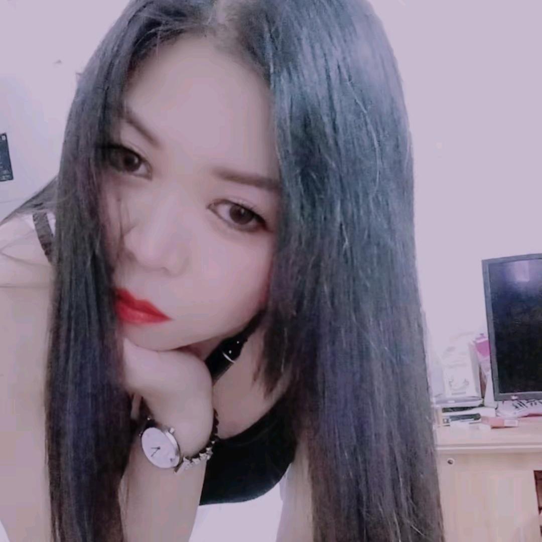 家人们我在橱窗等你们，橱窗好多礼物🎁