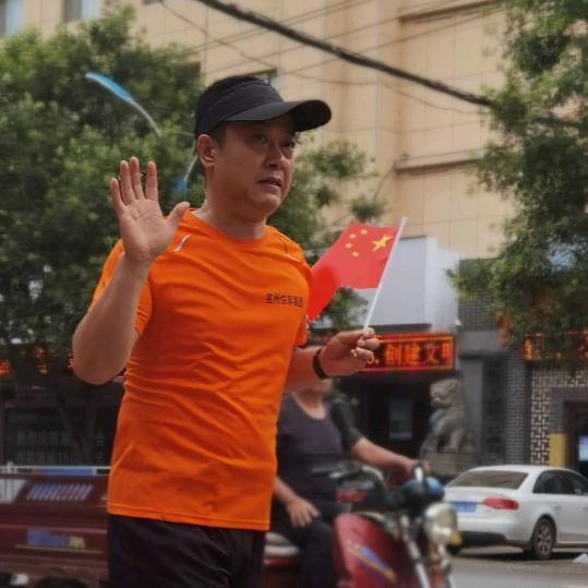 路在脚下