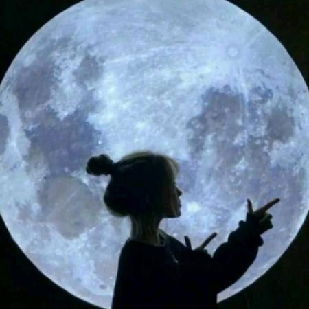 小马吃不饱🍽️