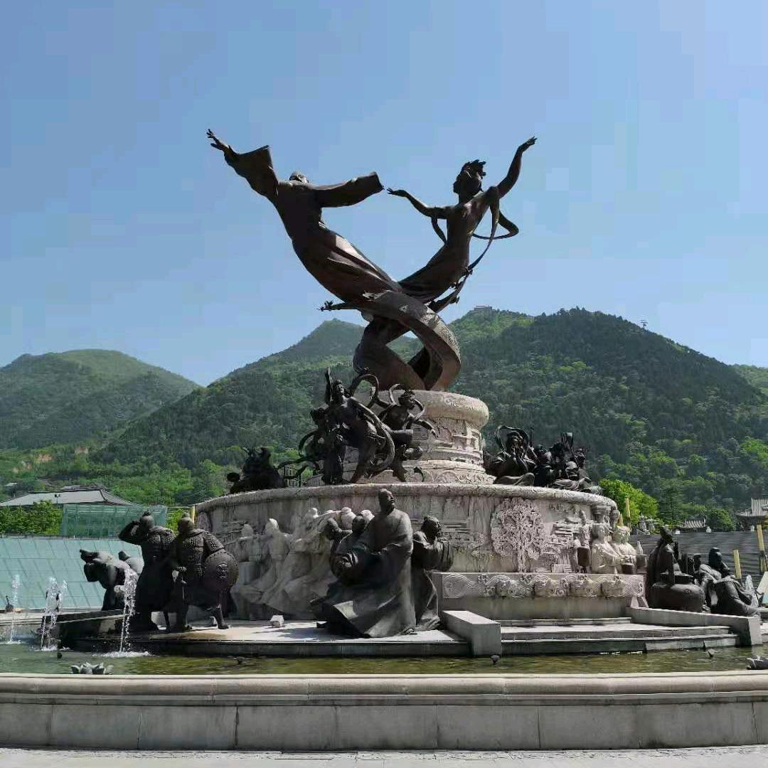 风清，云淡
