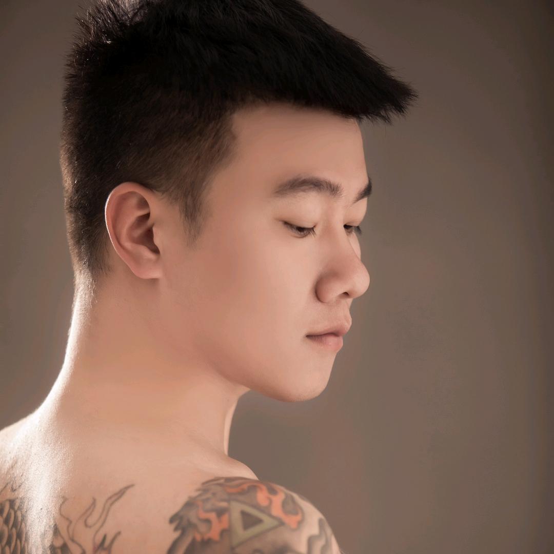 李有才
