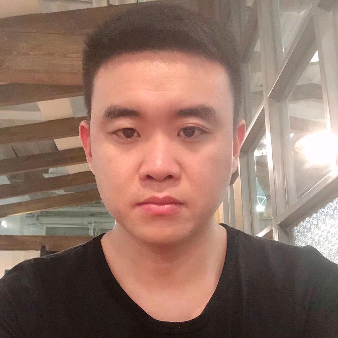 意法服饰城刘洲驿专业买手团队