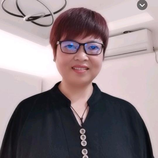 天高云淡