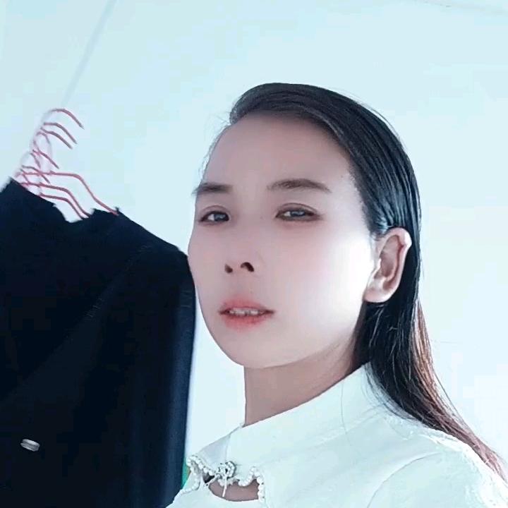 粉红色的回意