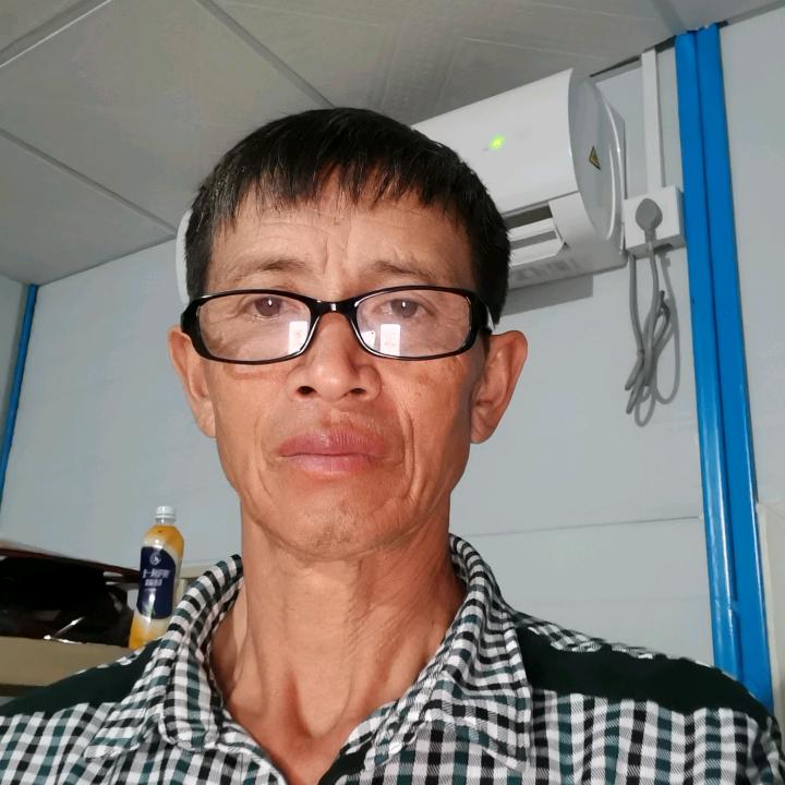 用户9870399875807
