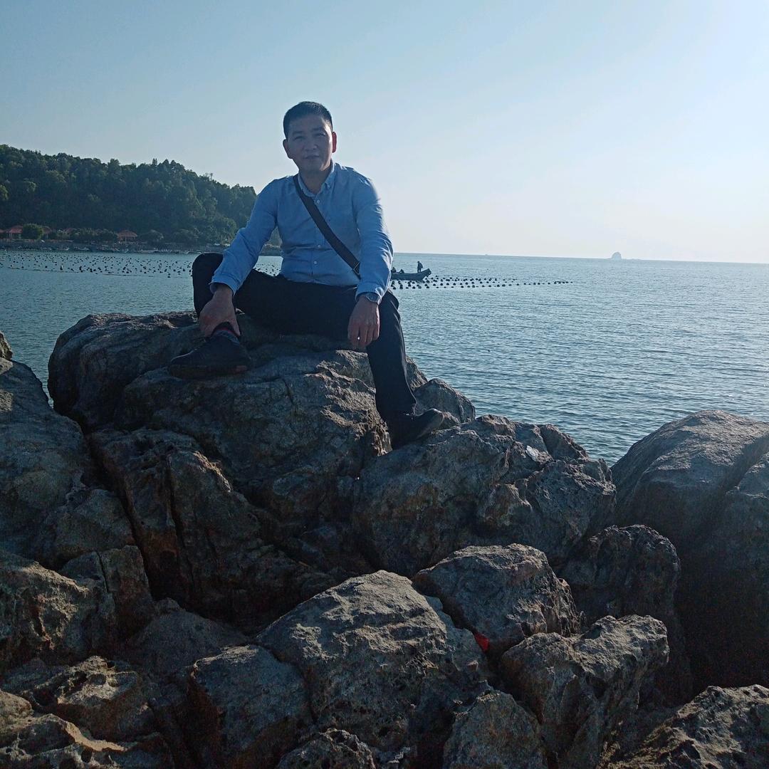 再见只是陌生人