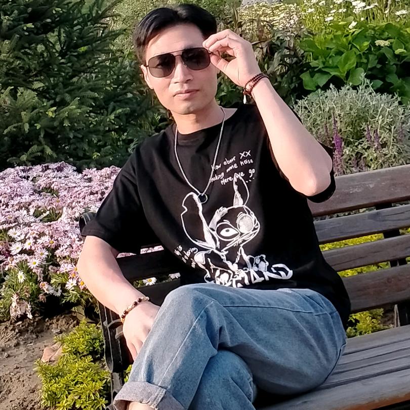 骏马