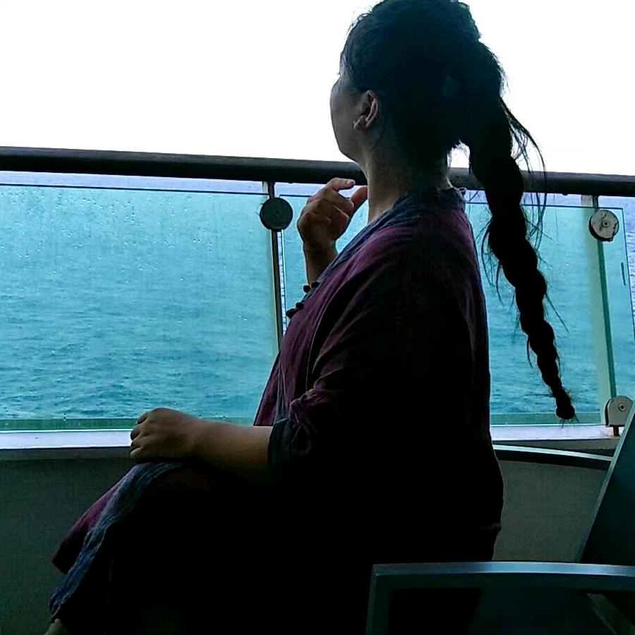 江伟，上海维娜