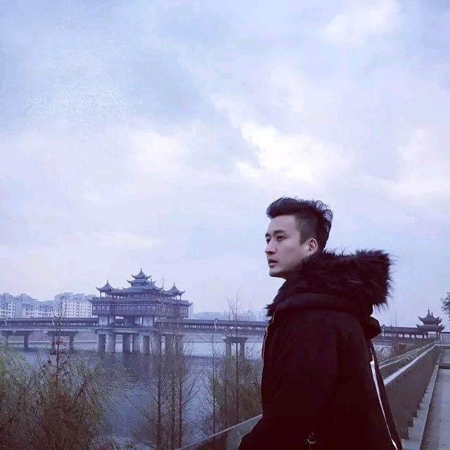 行走的社牛