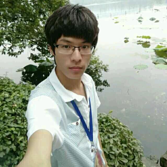 吃饭睡觉打逗逗吖