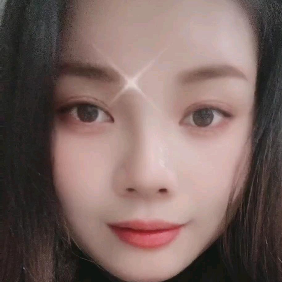 欧铂丽轻奢定制-关小姐
