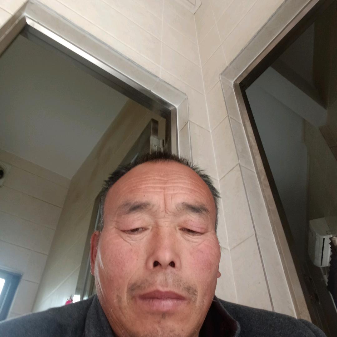 @.-