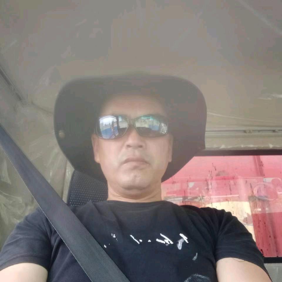 秋风落叶。