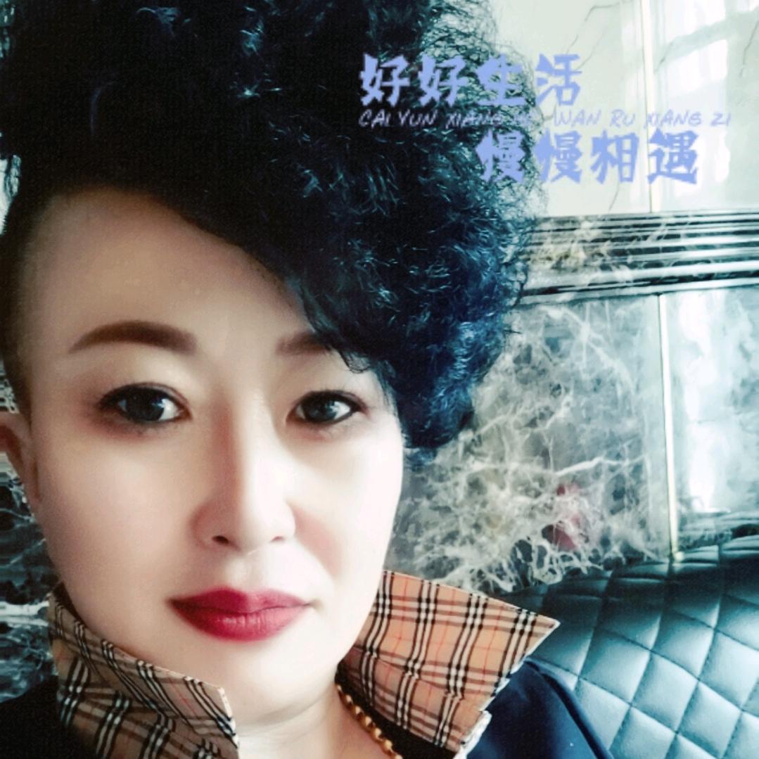 高跟鞋走不出低调的步伐💕